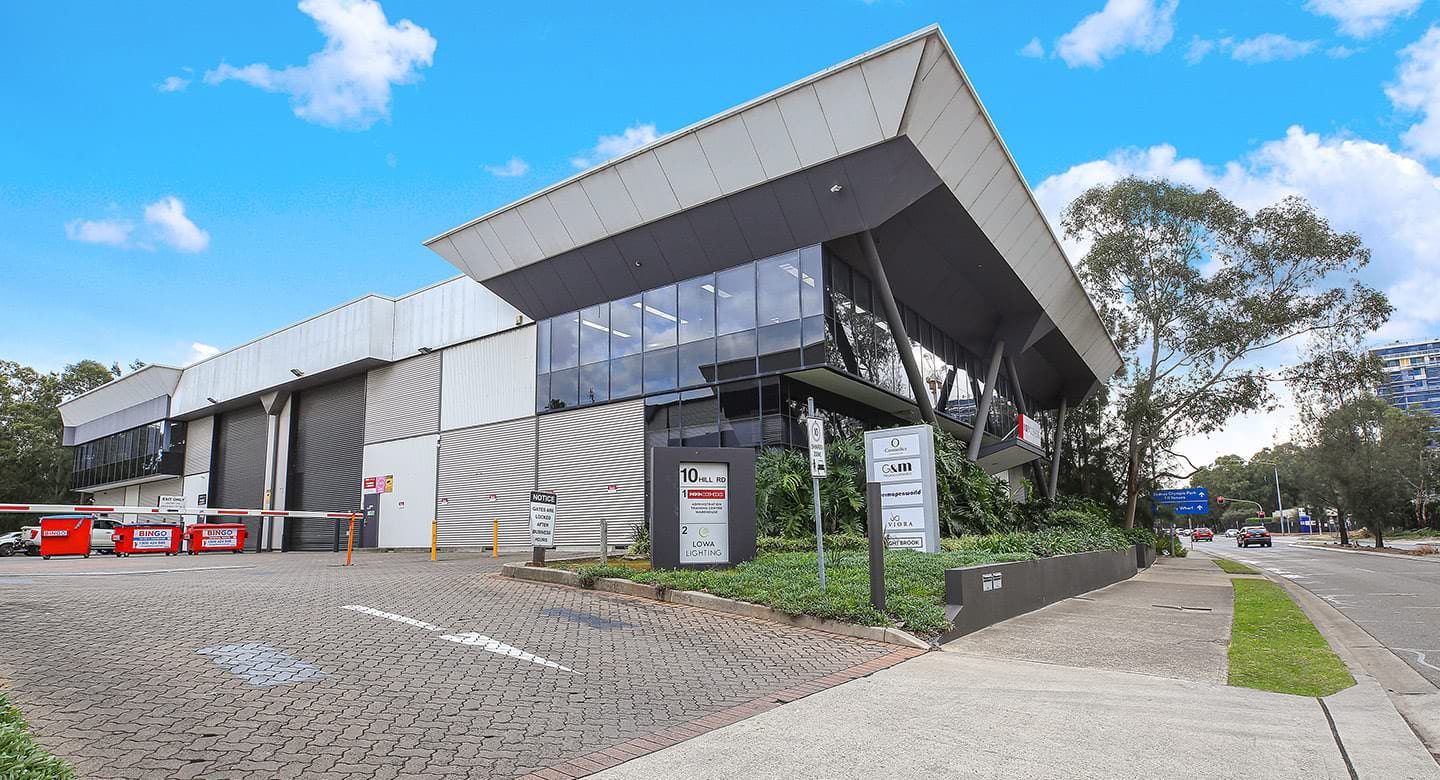 10HillRoad_Exterior_01